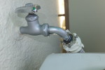 洗濯機水道水漏れ修理/水栓蛇口取替交換
