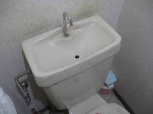 トイレタンク水漏れ