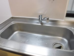 シングルレバー水栓、目地取り換え後
