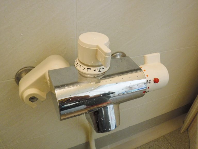水道修理/KVKサーモスタットバスシャワー混合水栓水漏れ部品交換 アクアドクター トイレ詰まり・排水管高圧洗浄