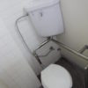 トイレ水道水漏れ修理/洗浄管、タンク、便器内部品の一式取替交換作業