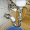 トイレ洗面器排水パイプ水漏れ修理/排水口故障,蓋が開いたり閉まったりしない