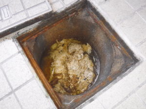 大阪トイレ詰まり、排水管つまり修理の高圧洗浄清掃業者はアクアDr.にお任せ