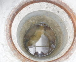 兵庫県川辺郡猪名川町/トイレ詰まり修理、屋外排水でマス溢れる