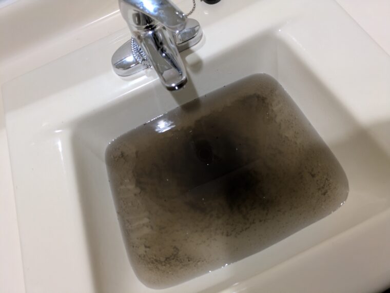 40年間詰まらなかった洗面台の詰まり